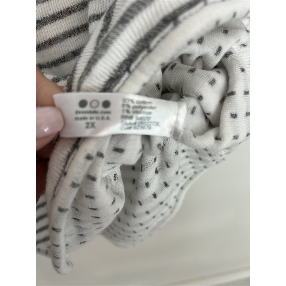 Women's‎ 2XL Long Sleeve Pullover White Gray Stripe Soft Comfy Made In U.S.A - Picture 5 of 9